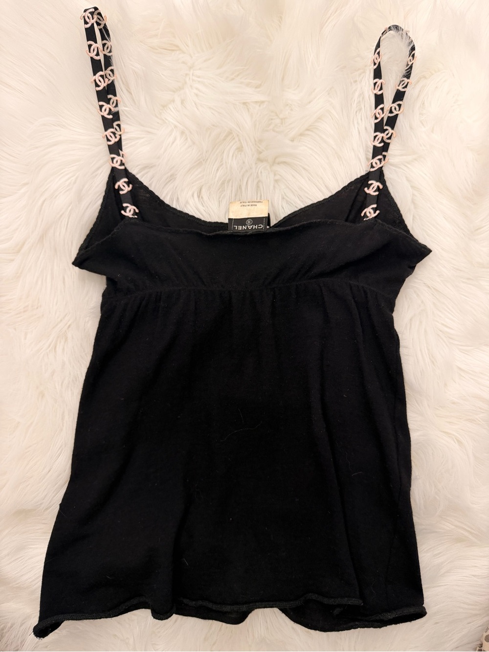 Rare Vintage Chanel Star top 2005 🖤 - Picture 4 of 6